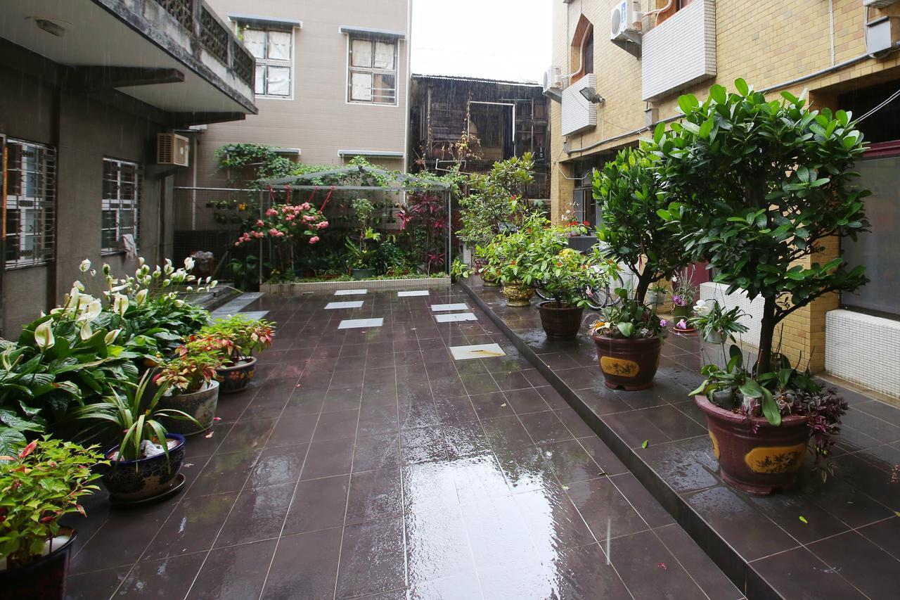 Chiayi Crown Hotel מראה חיצוני תמונה